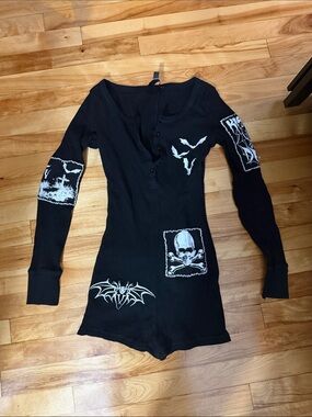 Black Long-Sleeve Romper gothic punk